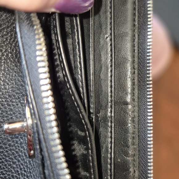 Coach Legacy Black Leather Turnlock Wristlet Wallet - Picture 10 of 16